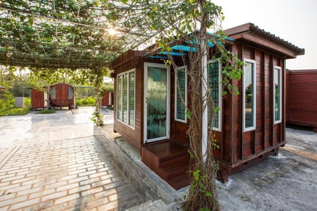 Prew Lom Chom Nam Resort Ban Phan Sadet Nok Exterior foto